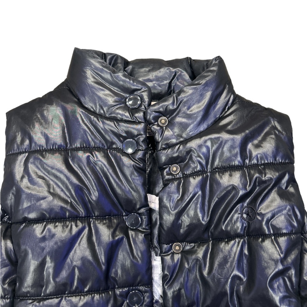 Converse Vest - Picture 3 of 9